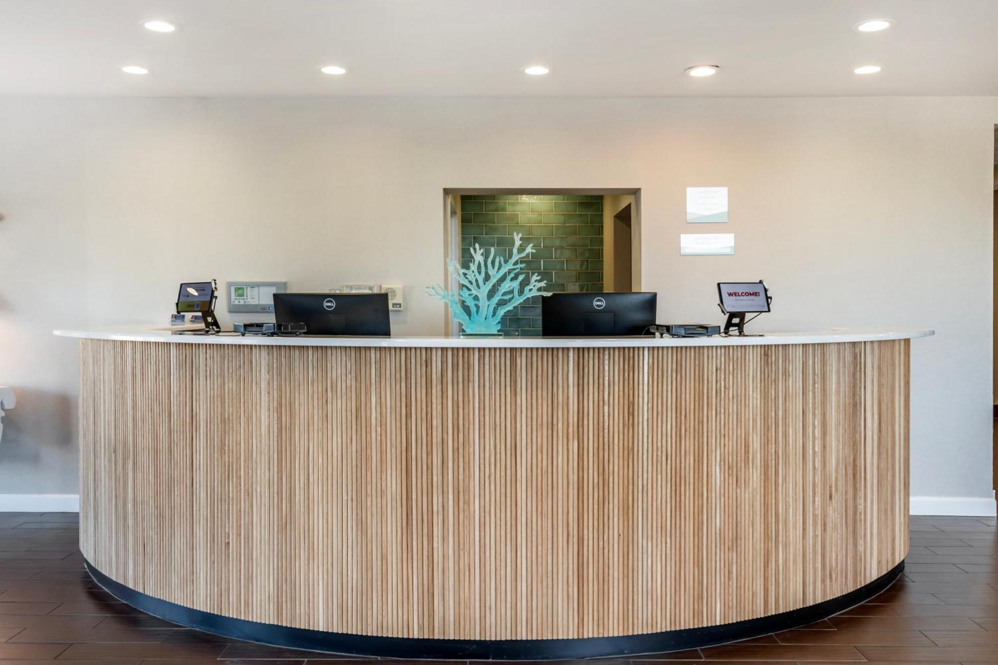 Surf And Fernandina At Amelia Island, Ascend Collection Hotel