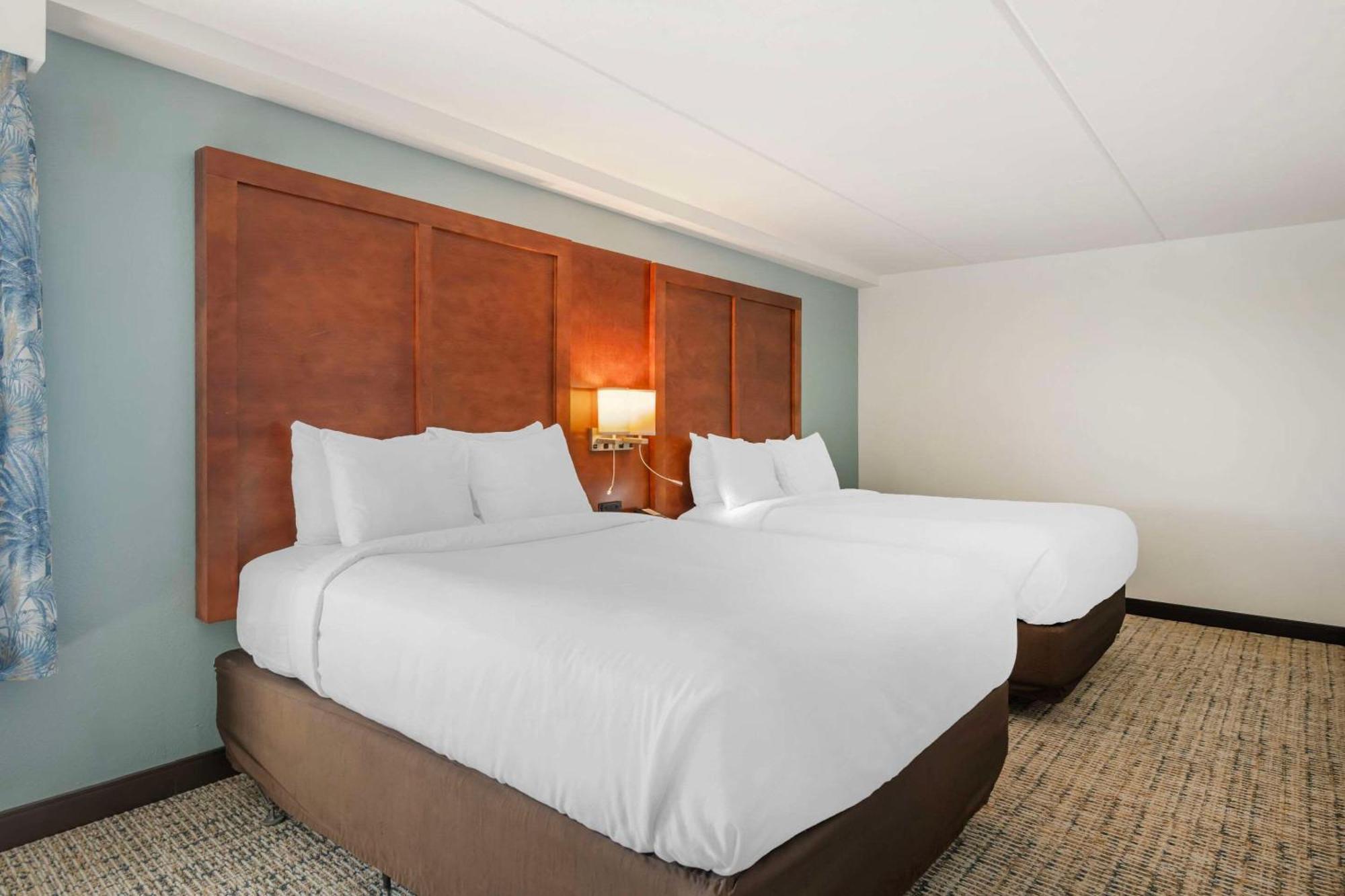 Surf And Fernandina At Amelia Island, Ascend Collection Fernandina Beach