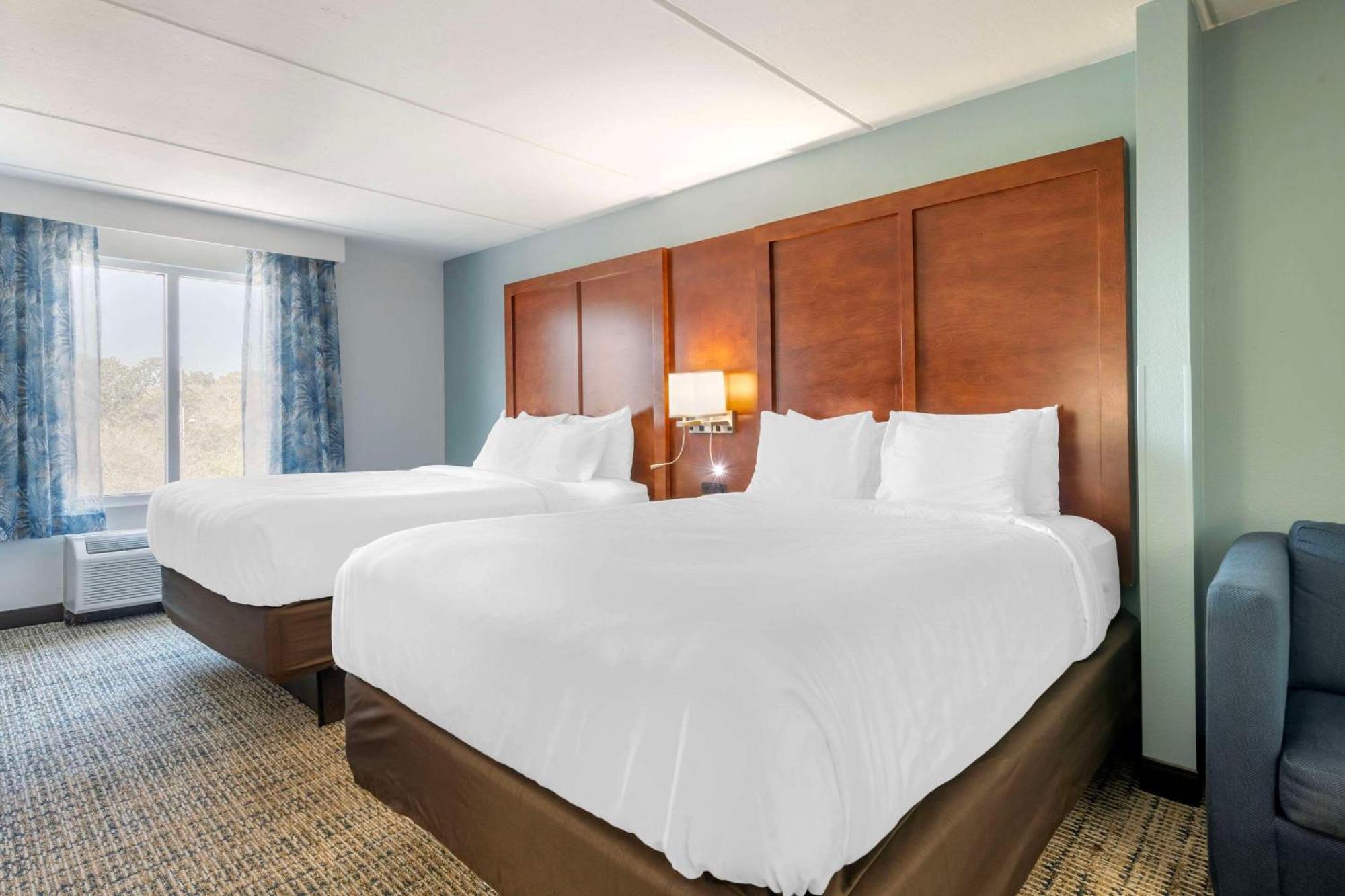 Surf And Fernandina At Amelia Island, Ascend Collection 3* Fernandina Beach